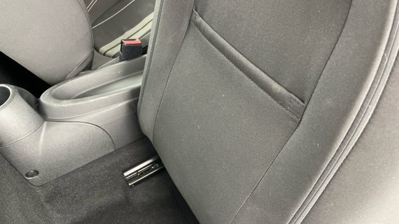 MINI Hatchback 135kW Cooper S Level 1 33kWh 3dr Auto Electric Hatchback